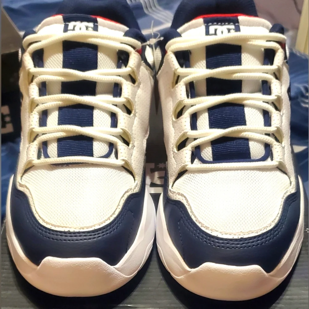 DC Decel SN Shoes, New In Original Box!! Mens 9 - Picture 2 of 11